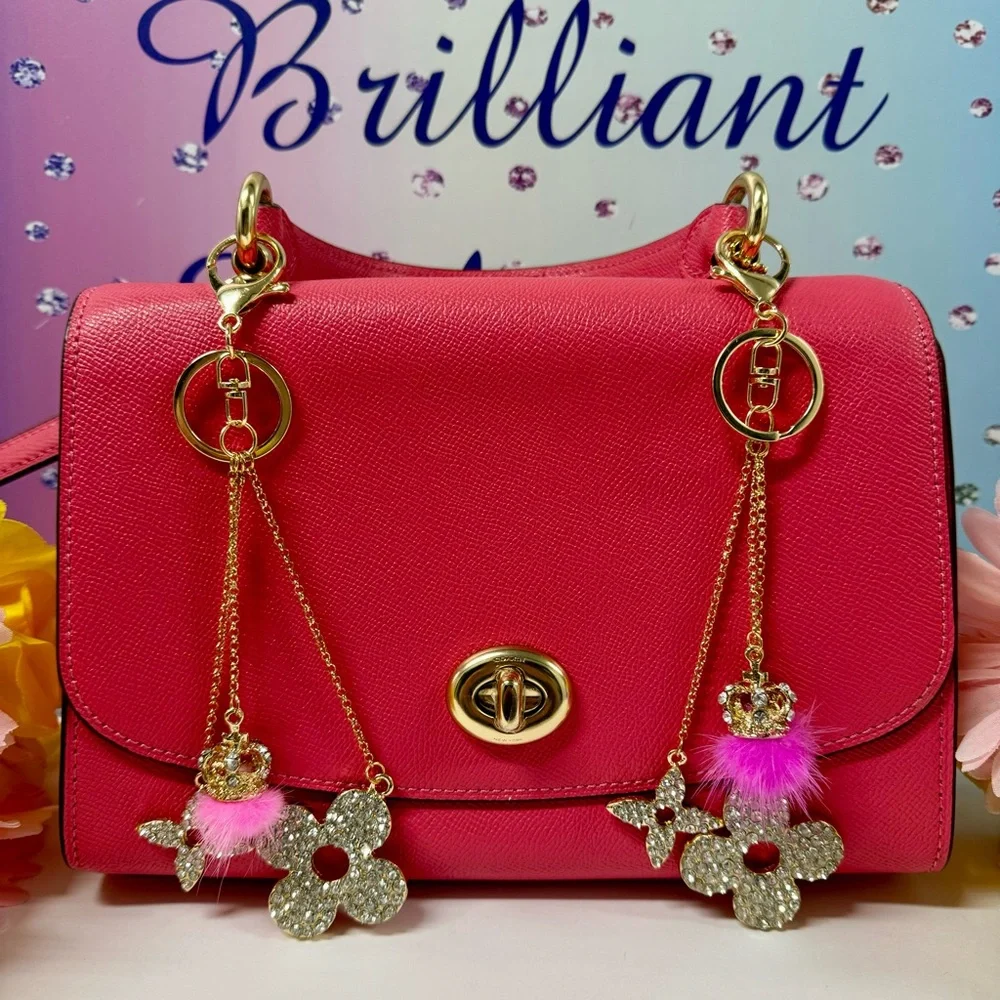 👑8HR PRICE! CRYSTAL FLEUR & CLOVER BAG CHARM